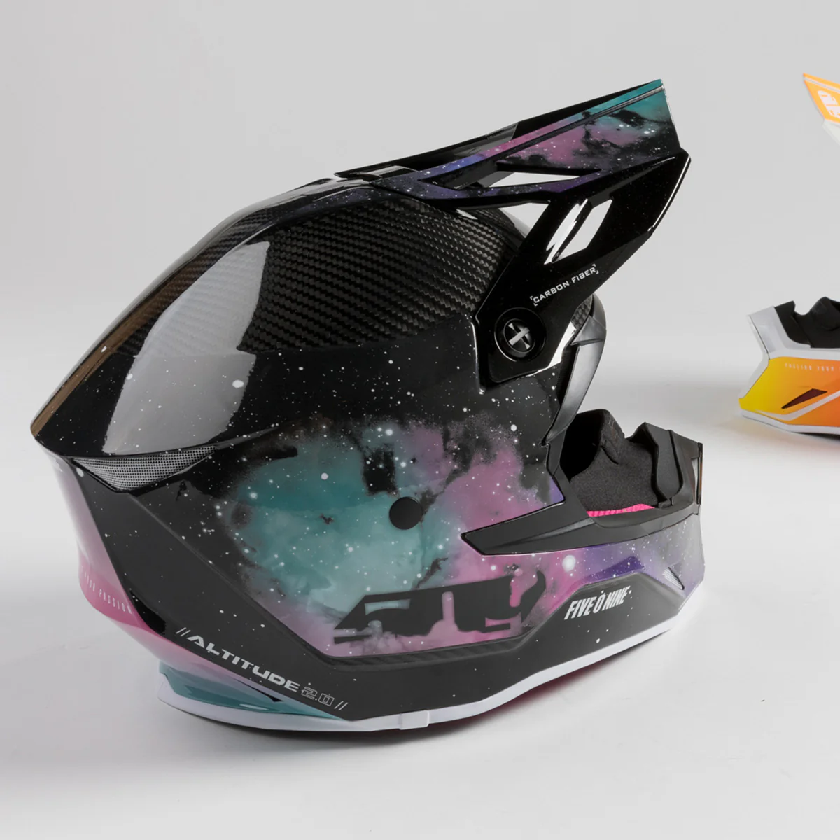 Altitude 2.0 Carbon Fiber Helmet - Image 23