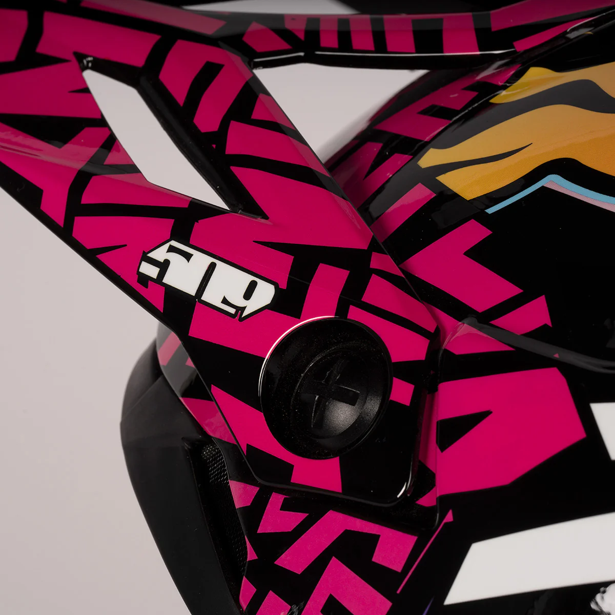 Altitude 2.0 Helmet - Image 14