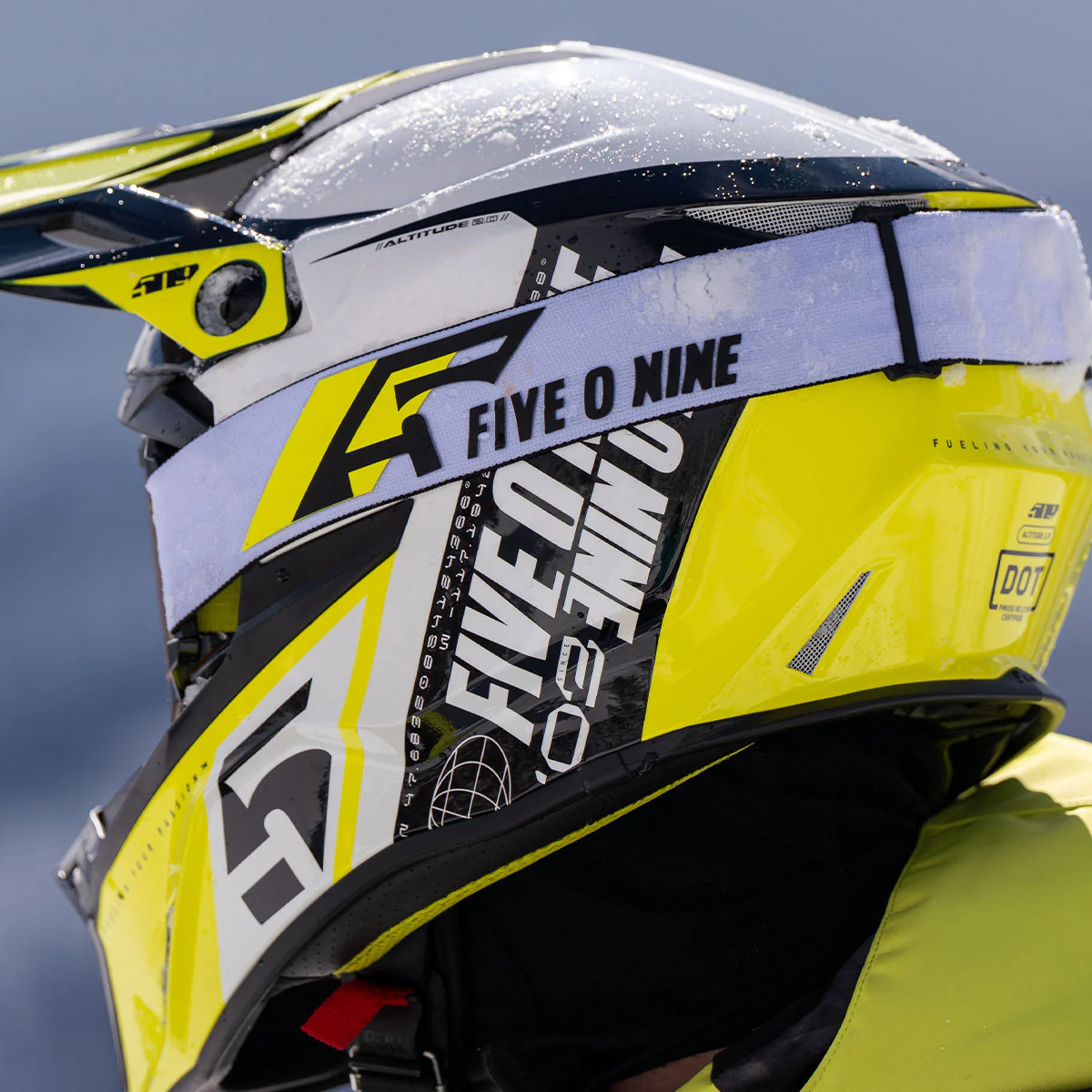 Altitude 2.0 Helmet - Image 21
