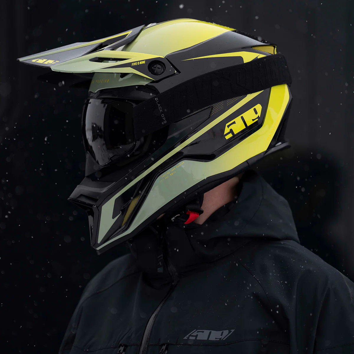 Altitude 2.0 Helmet - Image 42