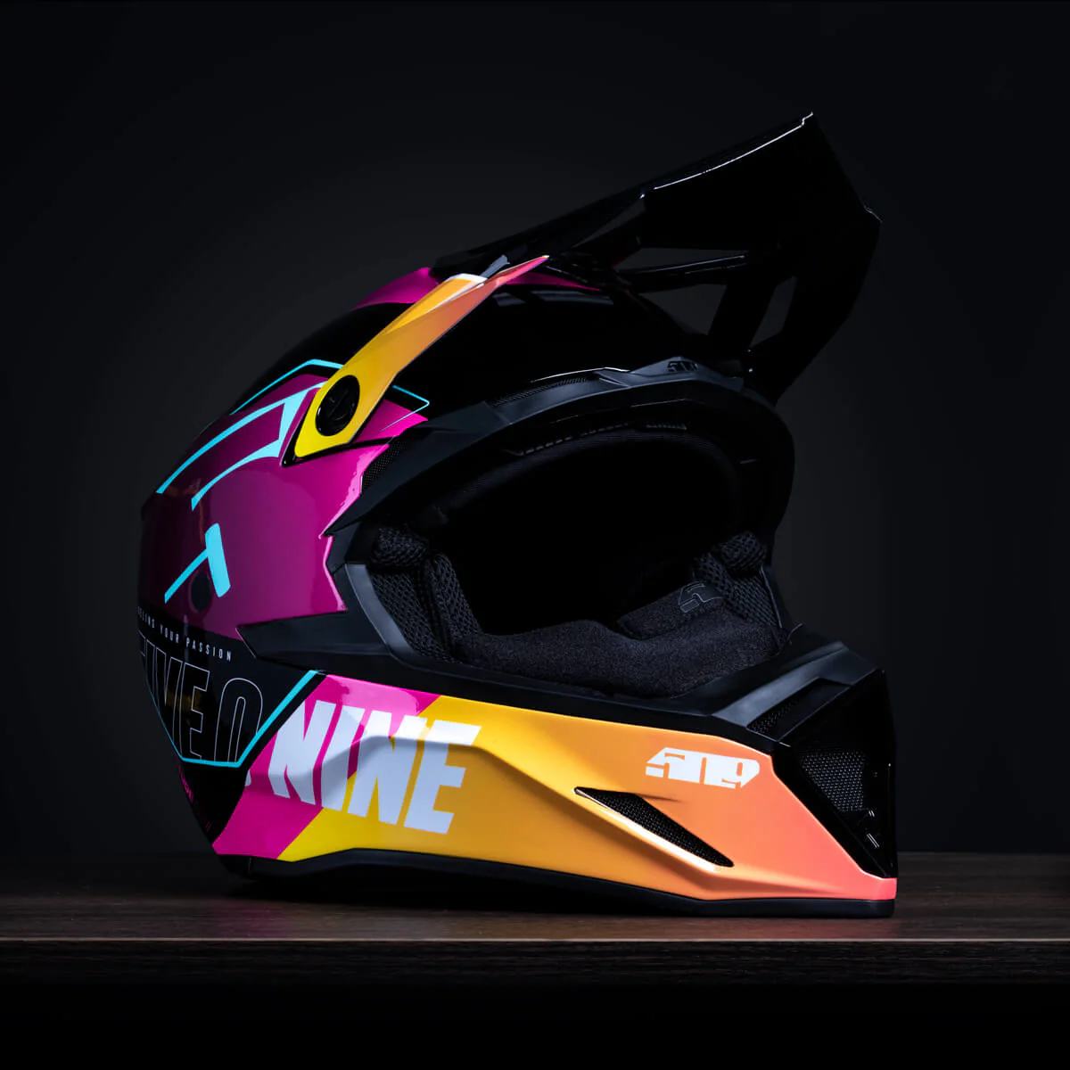 Altitude 2.0 Helmet - Image 5