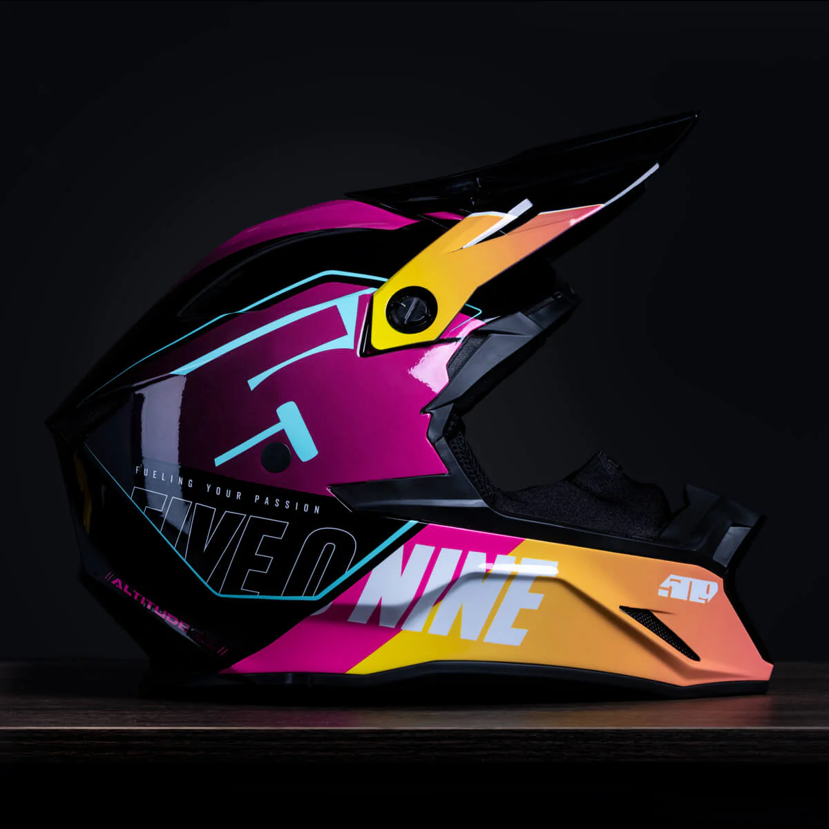 Altitude 2.0 Helmet - Image 6