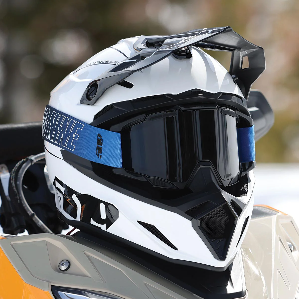 Altitude 2.0 Helmet - Image 70