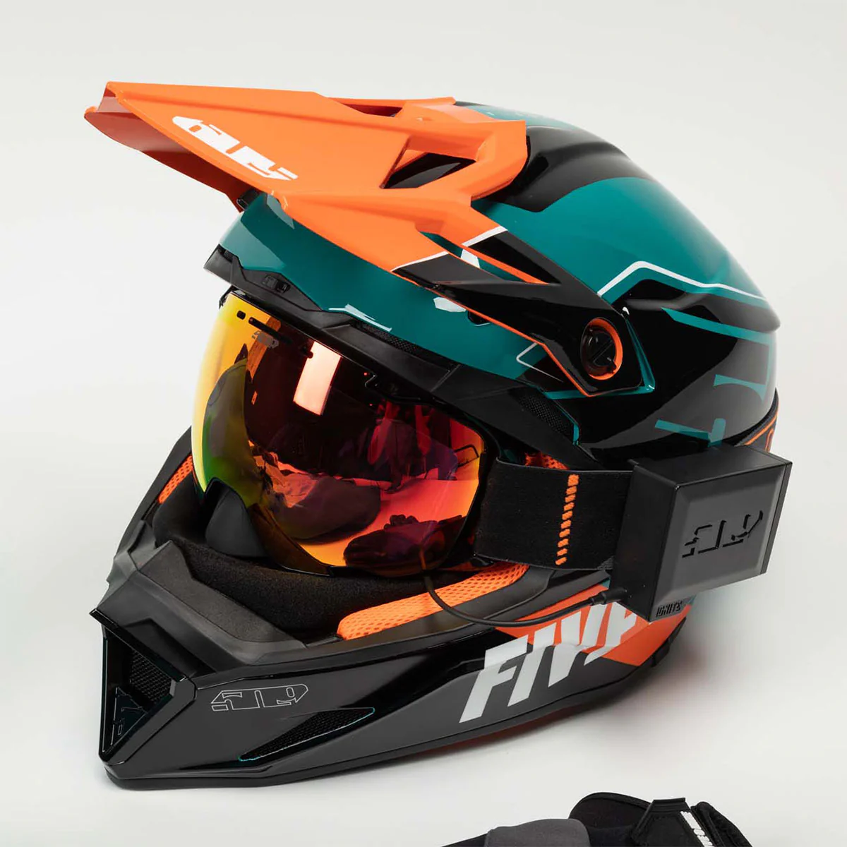 Altitude 2.0 Helmet - Image 75