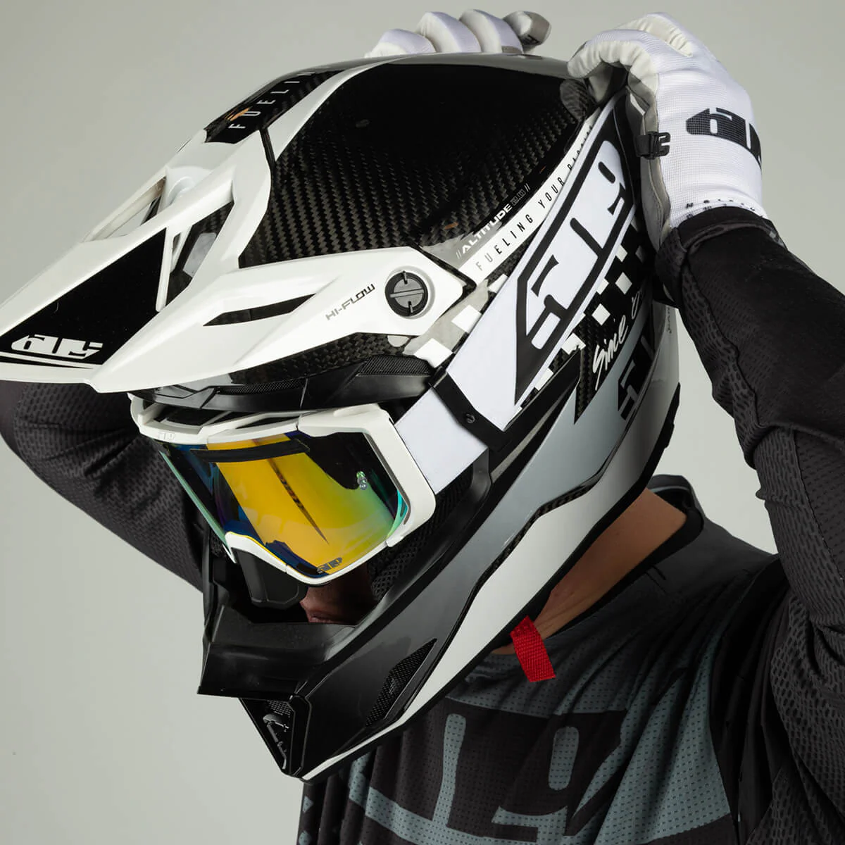 Altitude 2.0 Offroad Carbon Fiber Helmet - Image 10