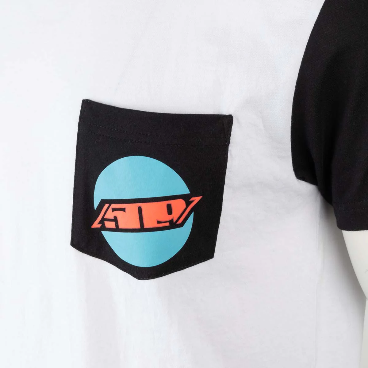 Arsenal T-Shirt (2022) - Image 10