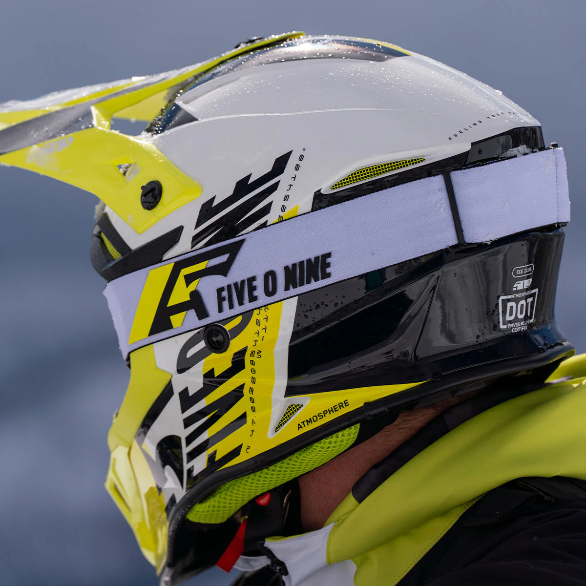 Atmosphere Helmet - Image 9