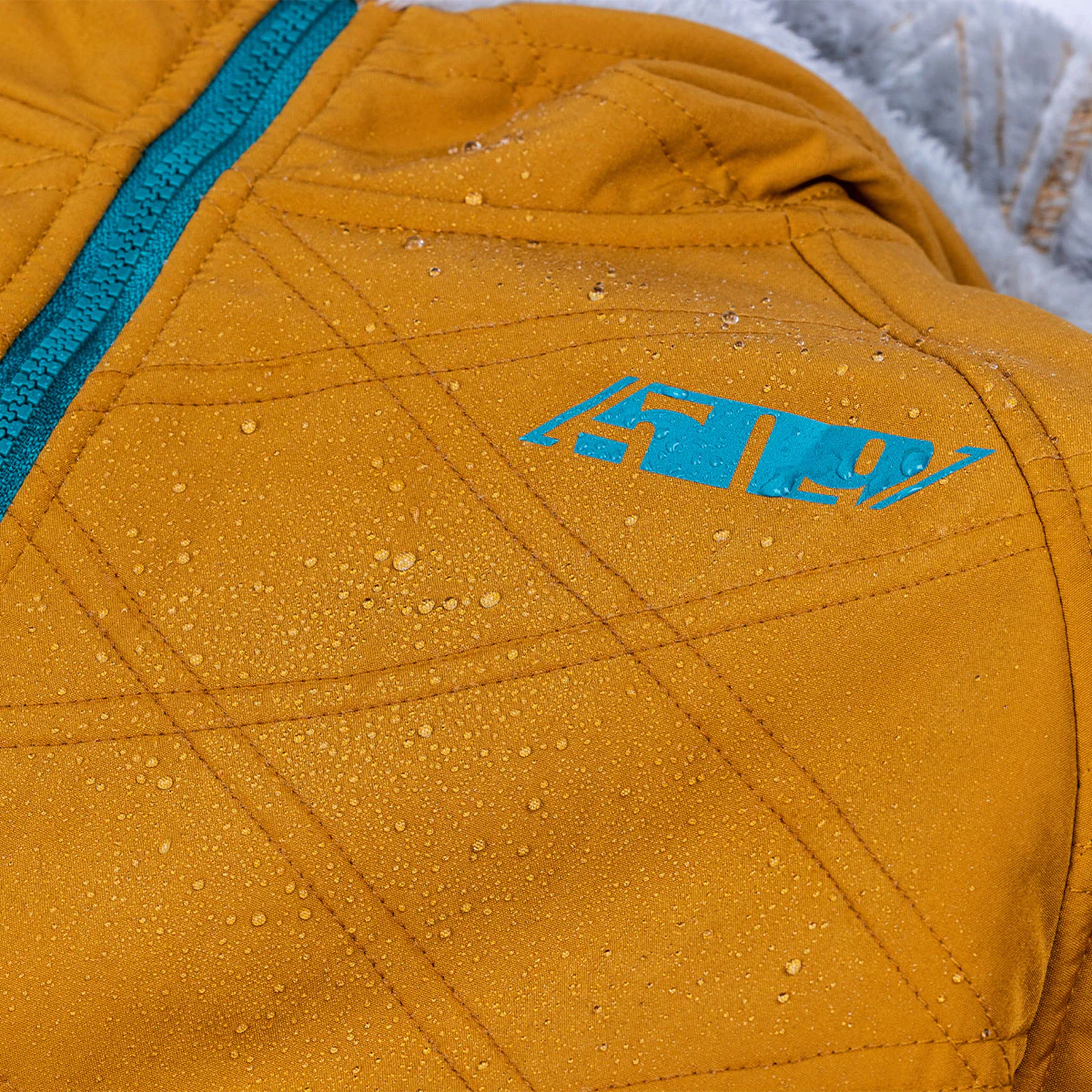 Aurora Quilted Hoodie - Image 17