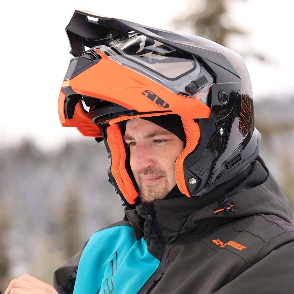 Delta R4 Ignite Helmet - Image 5
