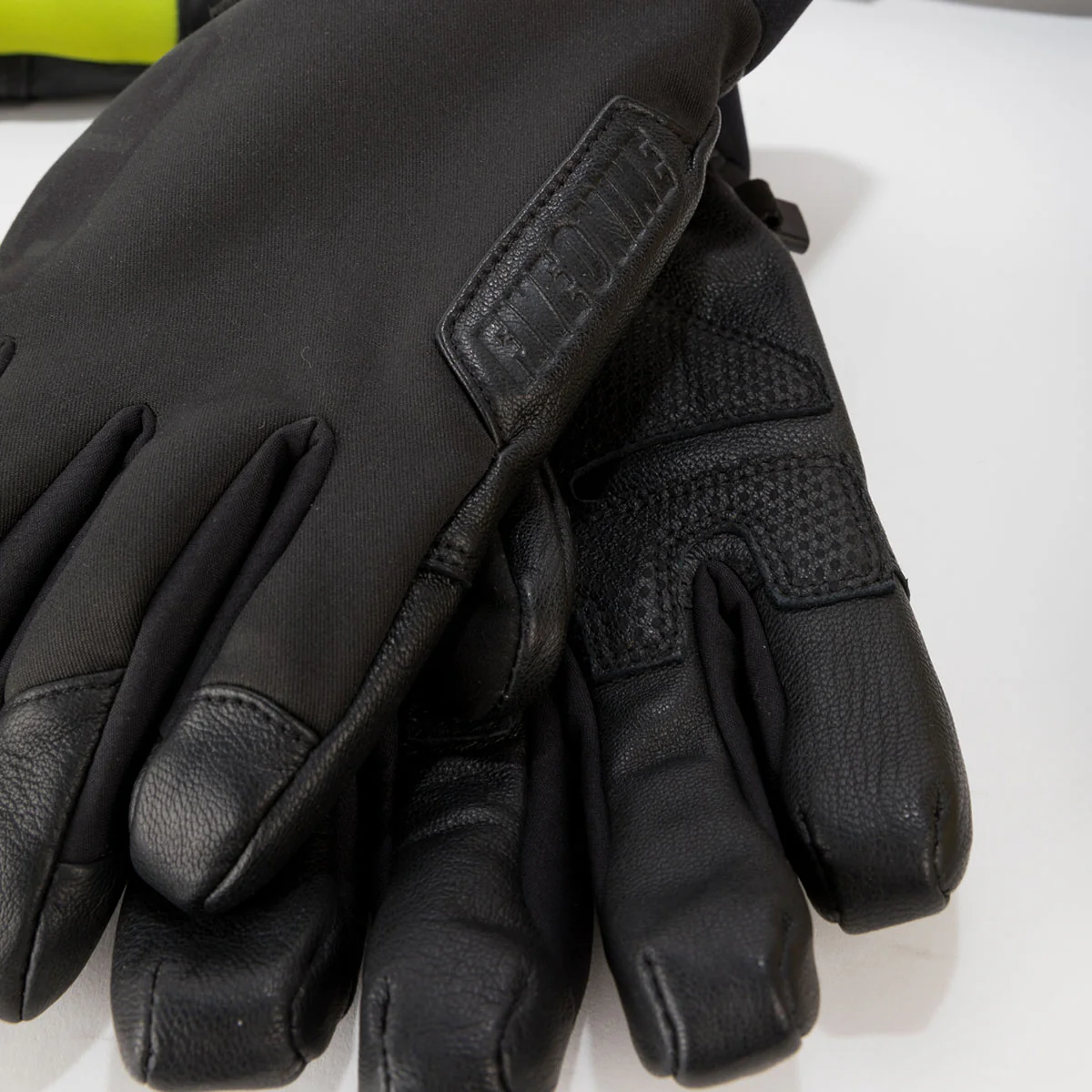 Freeride Gloves - Image 29