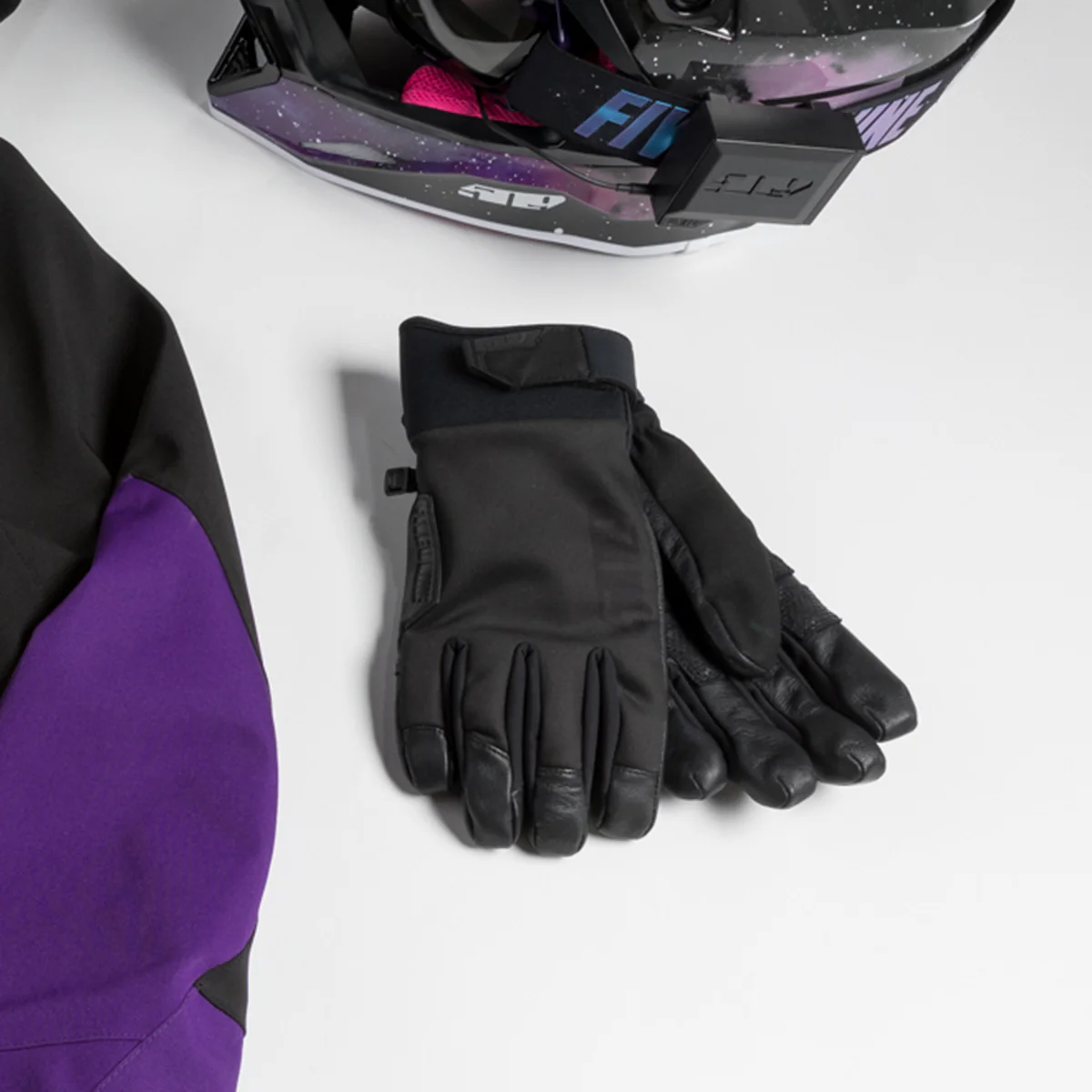 Freeride Gloves - Image 31
