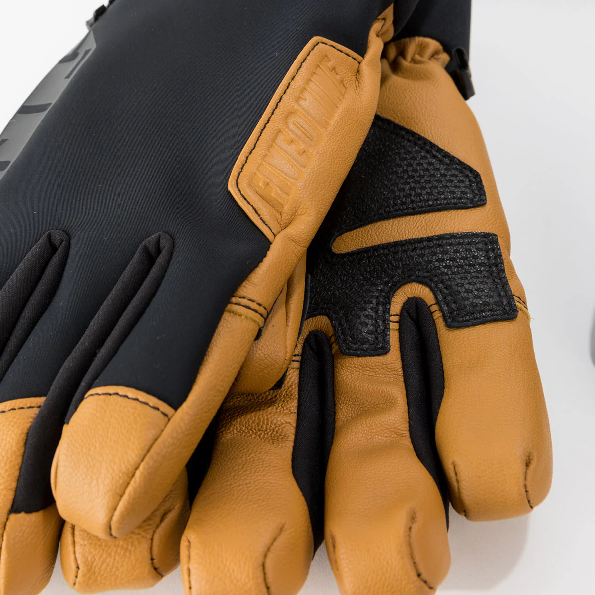 Freeride Gloves - Image 42