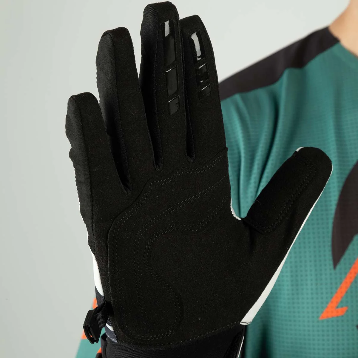 High 5 Insulated Gloves - Image 14