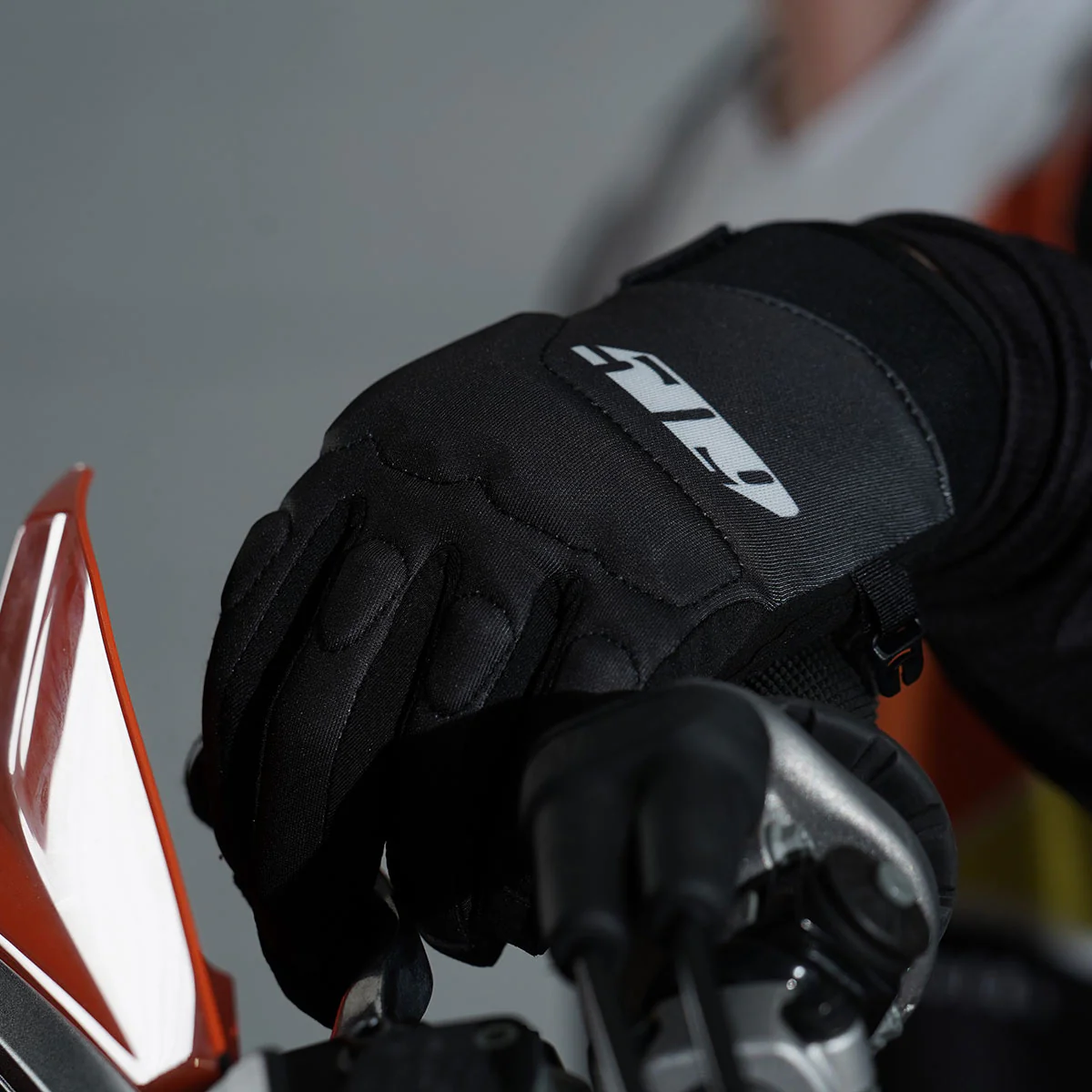 High 5 Insulated Gloves - Image 4