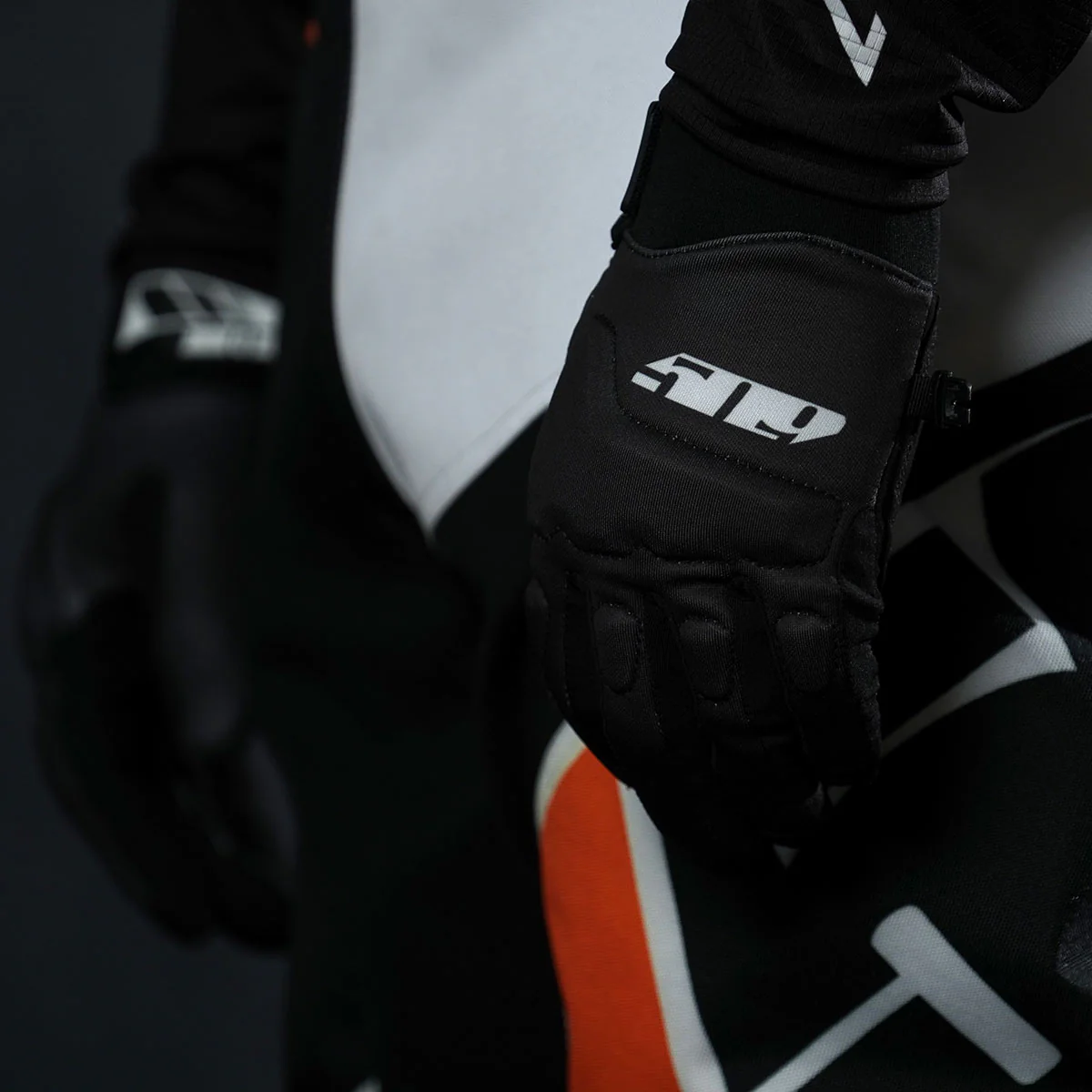 High 5 Insulated Gloves - Image 5