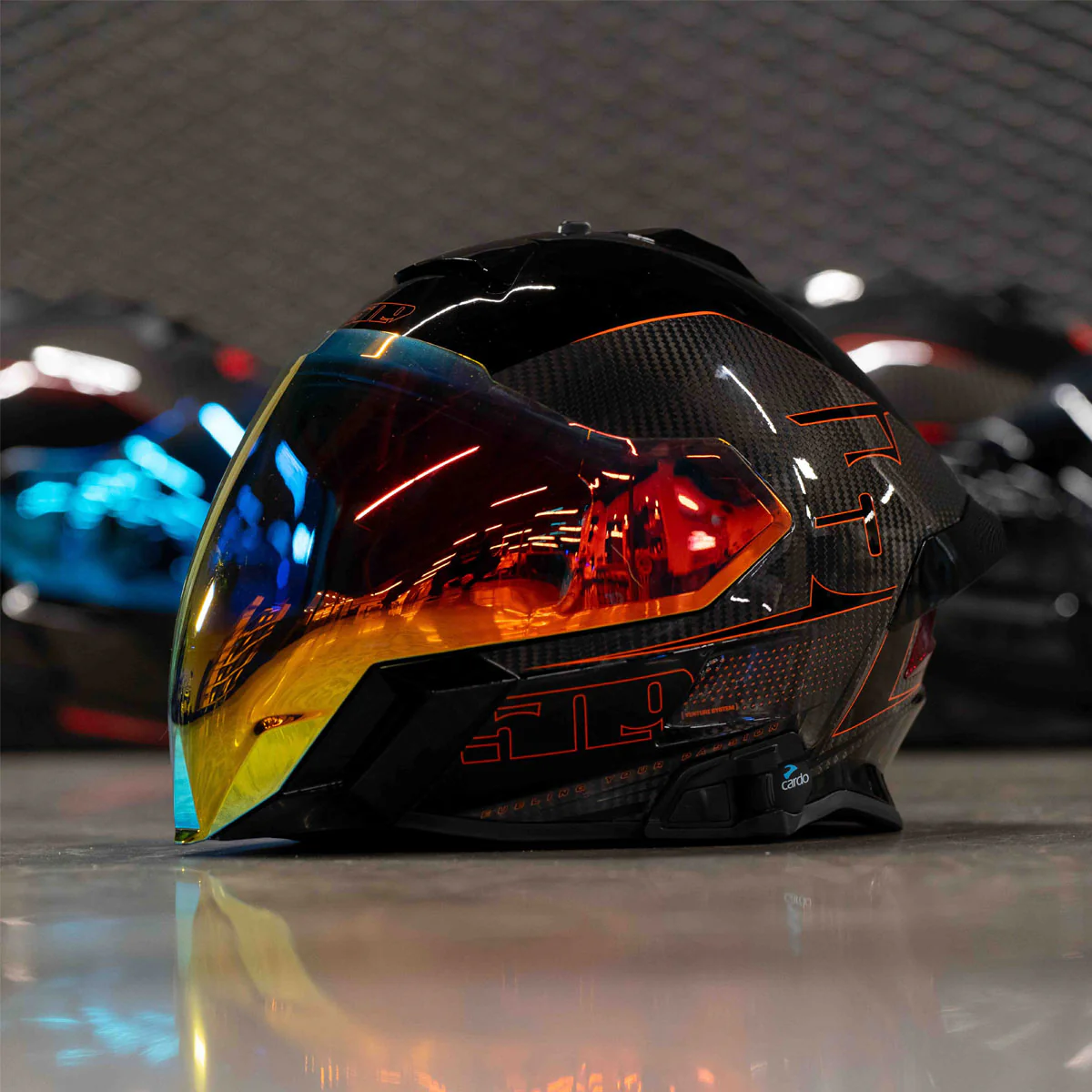 Mach V Carbon Commander Helmet - Image 13