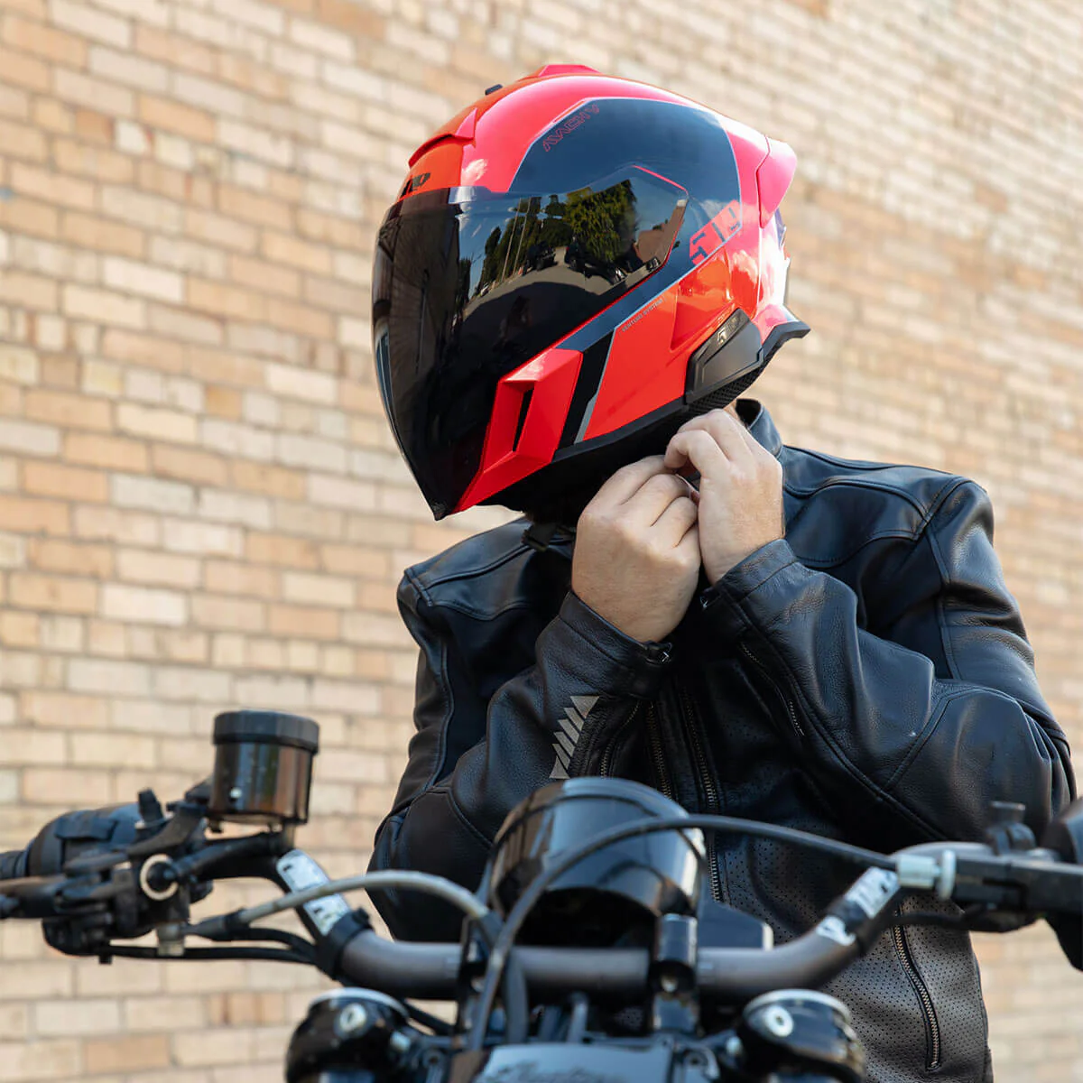 Mach V Helmet - Image 11