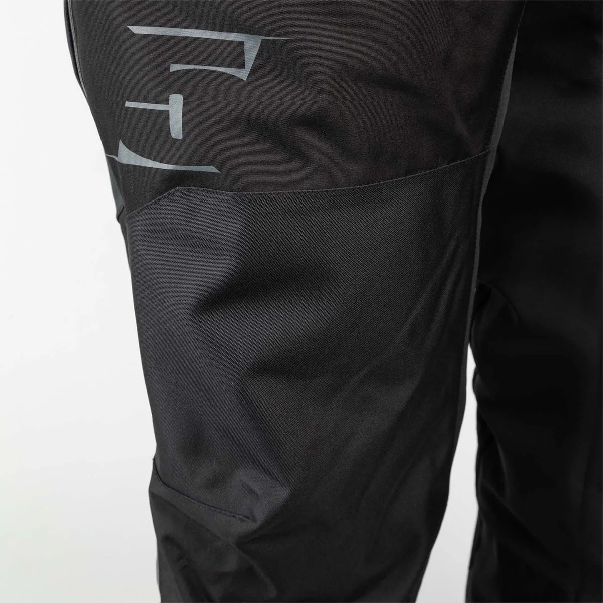 Powerline Insulated Bib - Image 4
