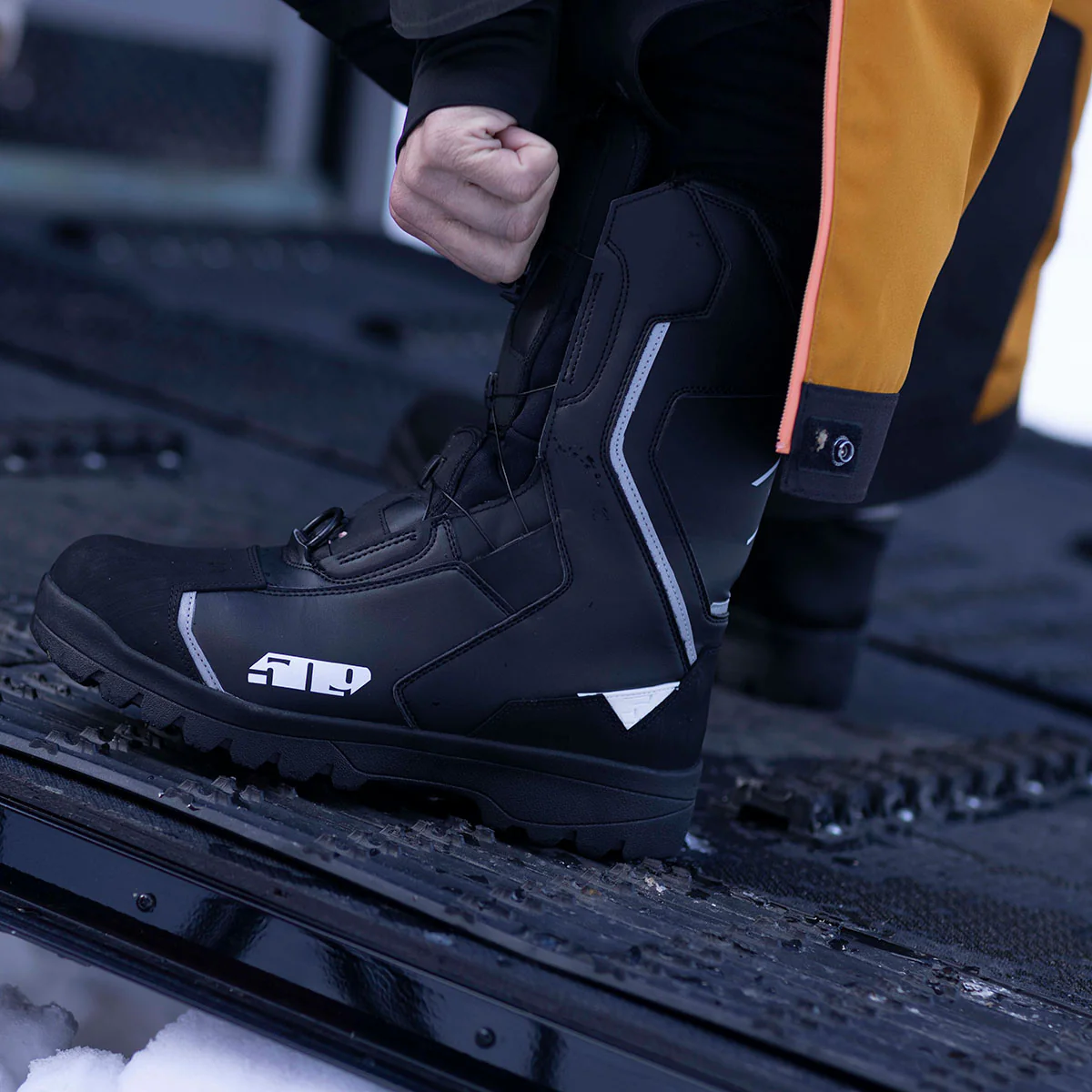Saber Single BOA Boot - Image 16