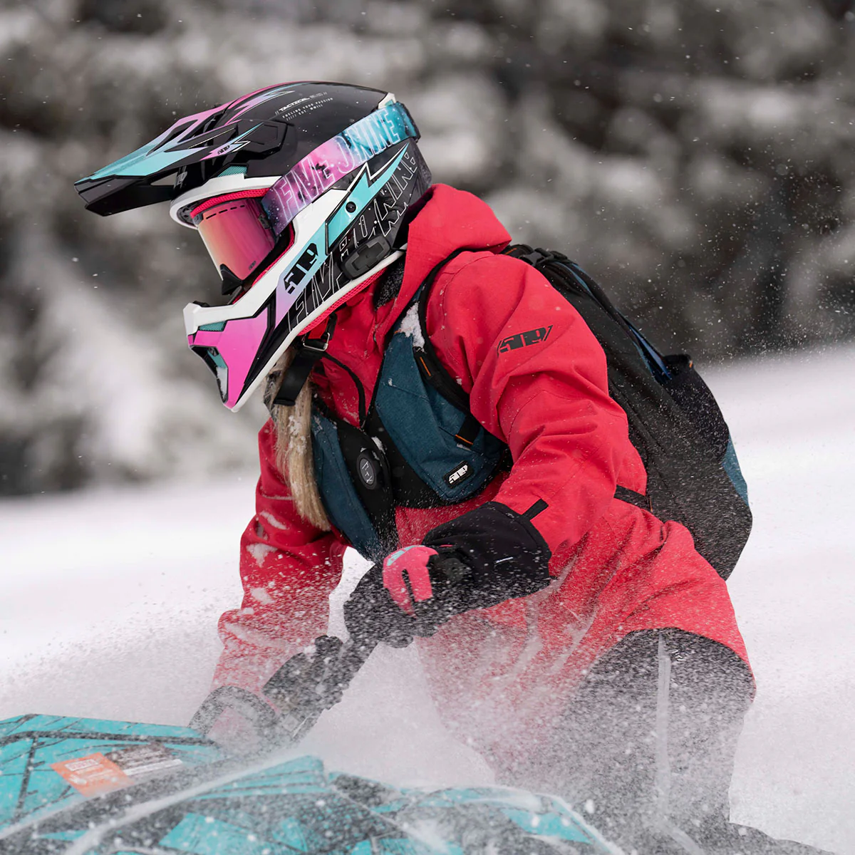 Women's Aurora 5 in 1 Jacket - Image 8