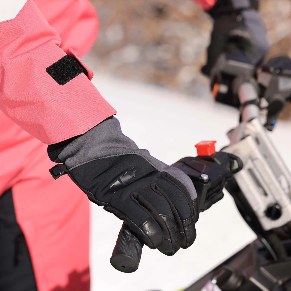 Women's Freeride Gloves - Image 12