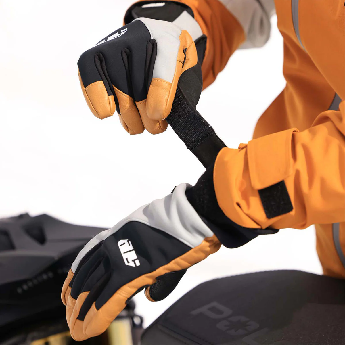 Women's Freeride Gloves - Image 17