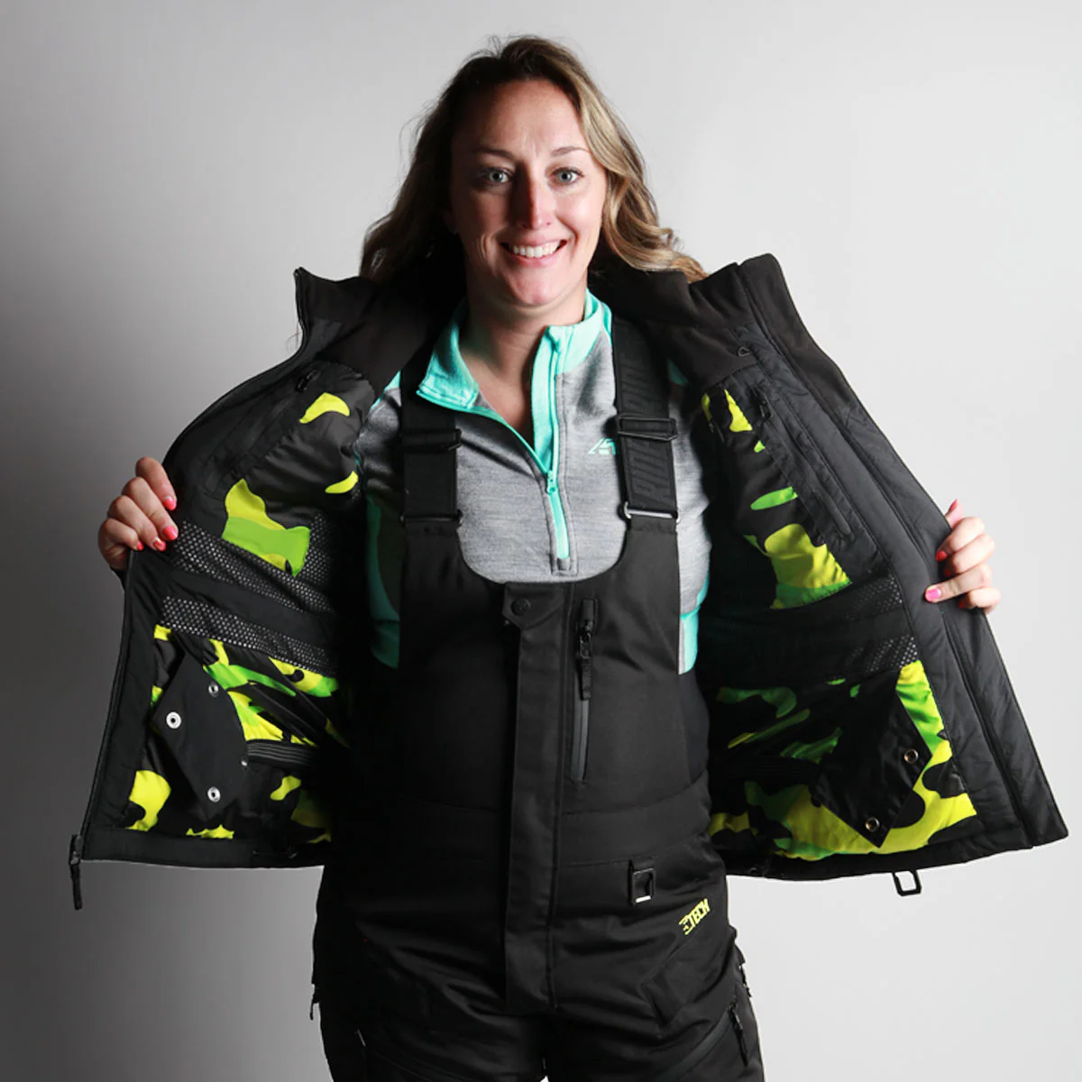 Women's Range Insulated Jacket - Image 10