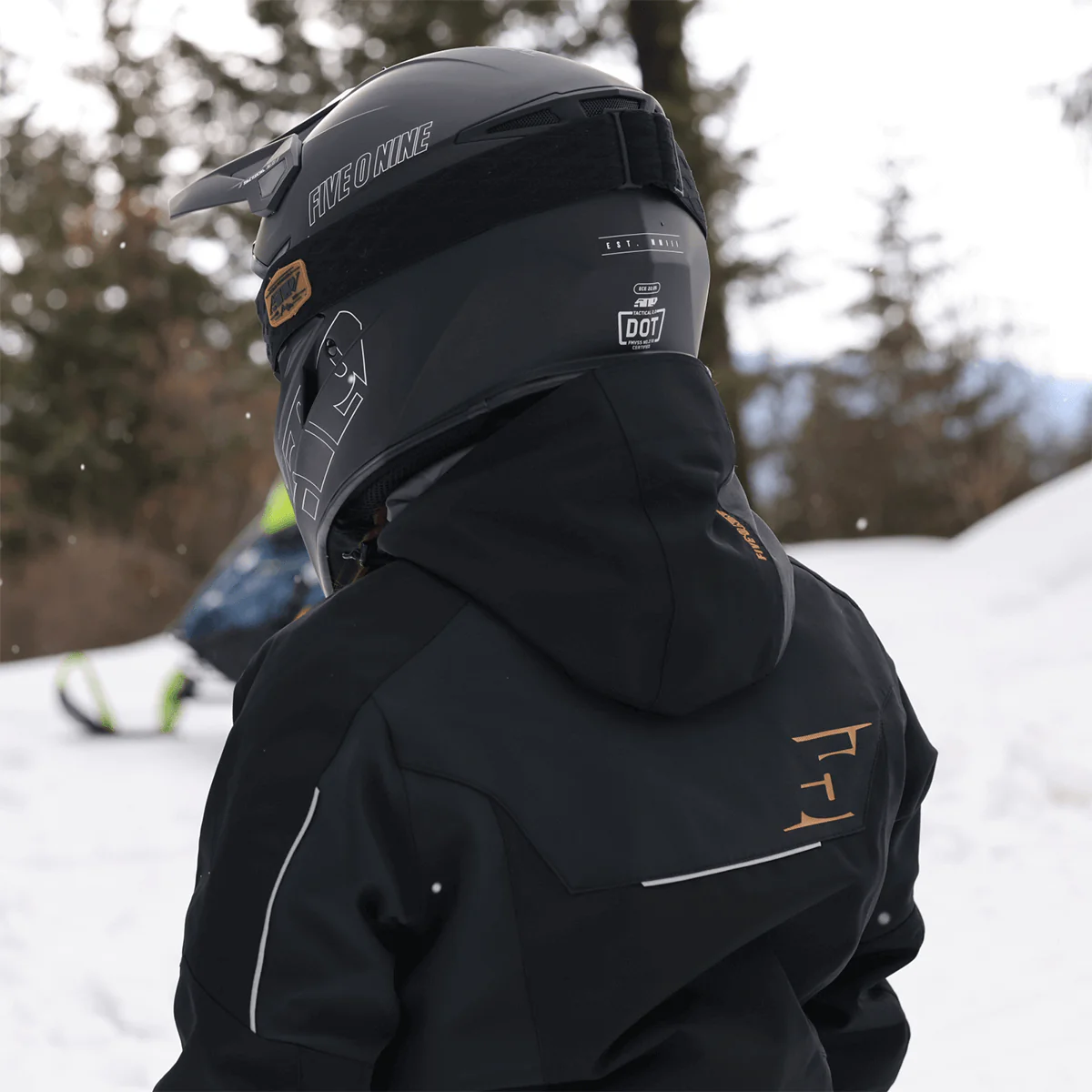 Women's Range Insulated Jacket - Image 13