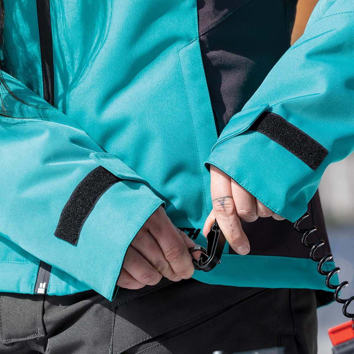 Women's Range Insulated Jacket - Image 22