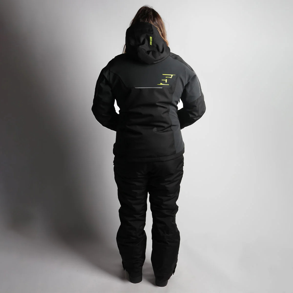 Women's Range Insulated Jacket - Image 9