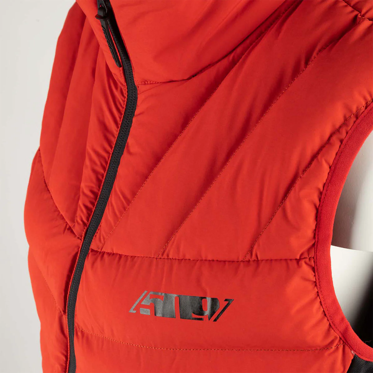 Women's Syn Down Hybrid Vest - Image 10
