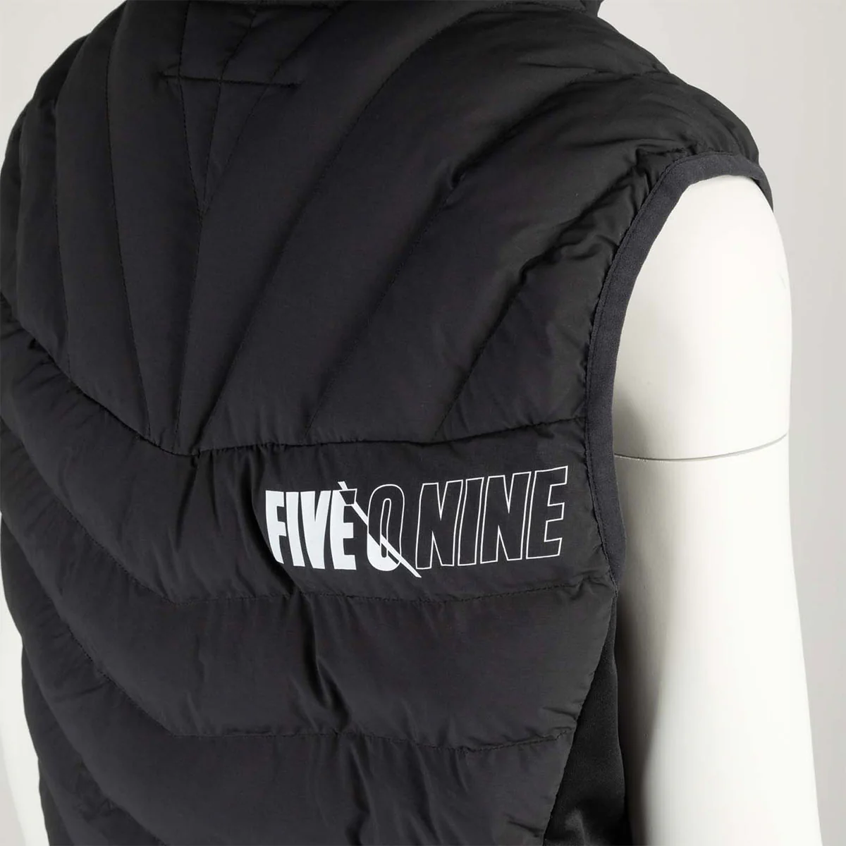 Women's Syn Down Hybrid Vest - Image 6