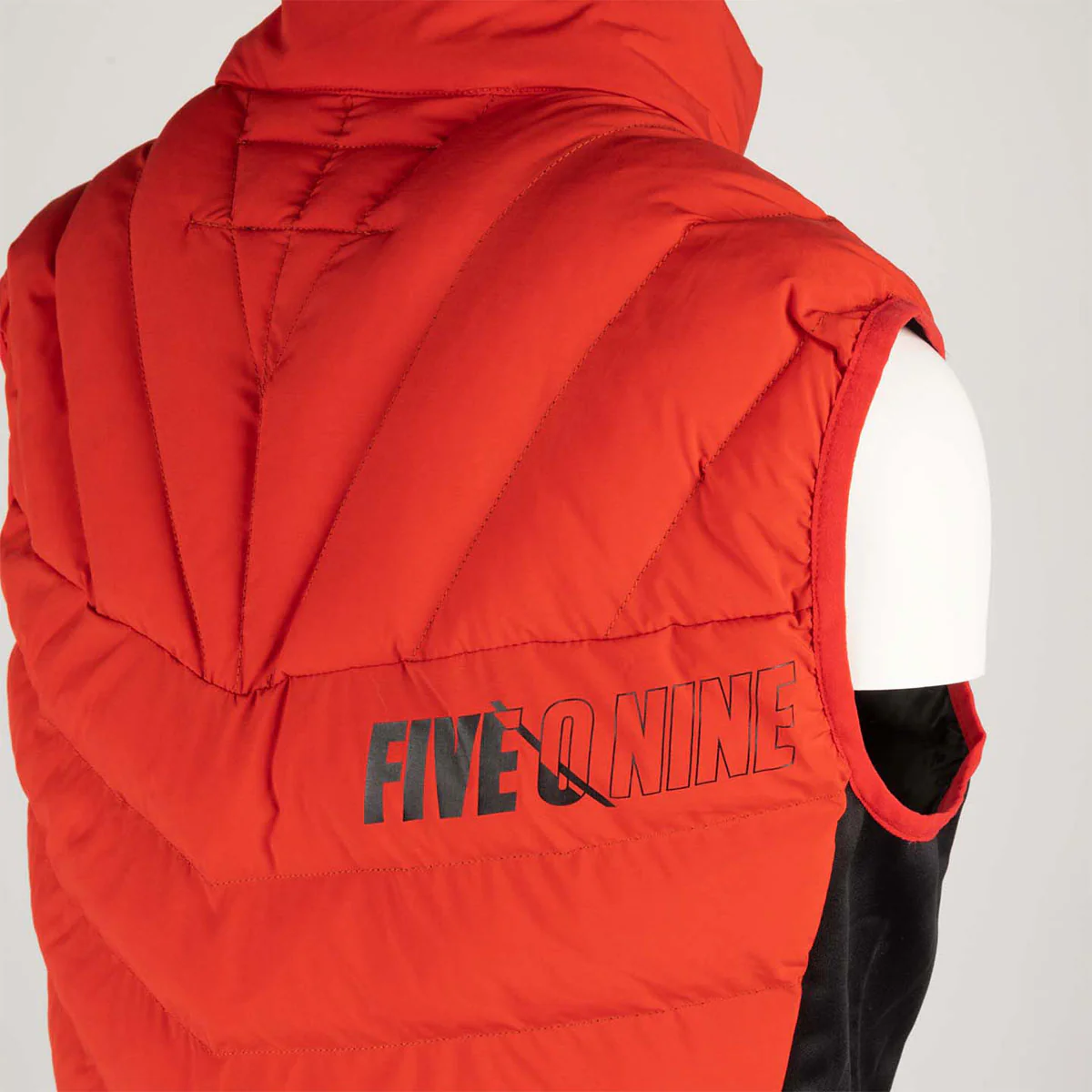 Women's Syn Down Hybrid Vest - Image 9