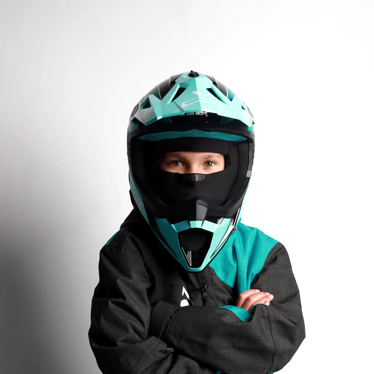 Youth Tactical 2.0 Helmet - Image 7
