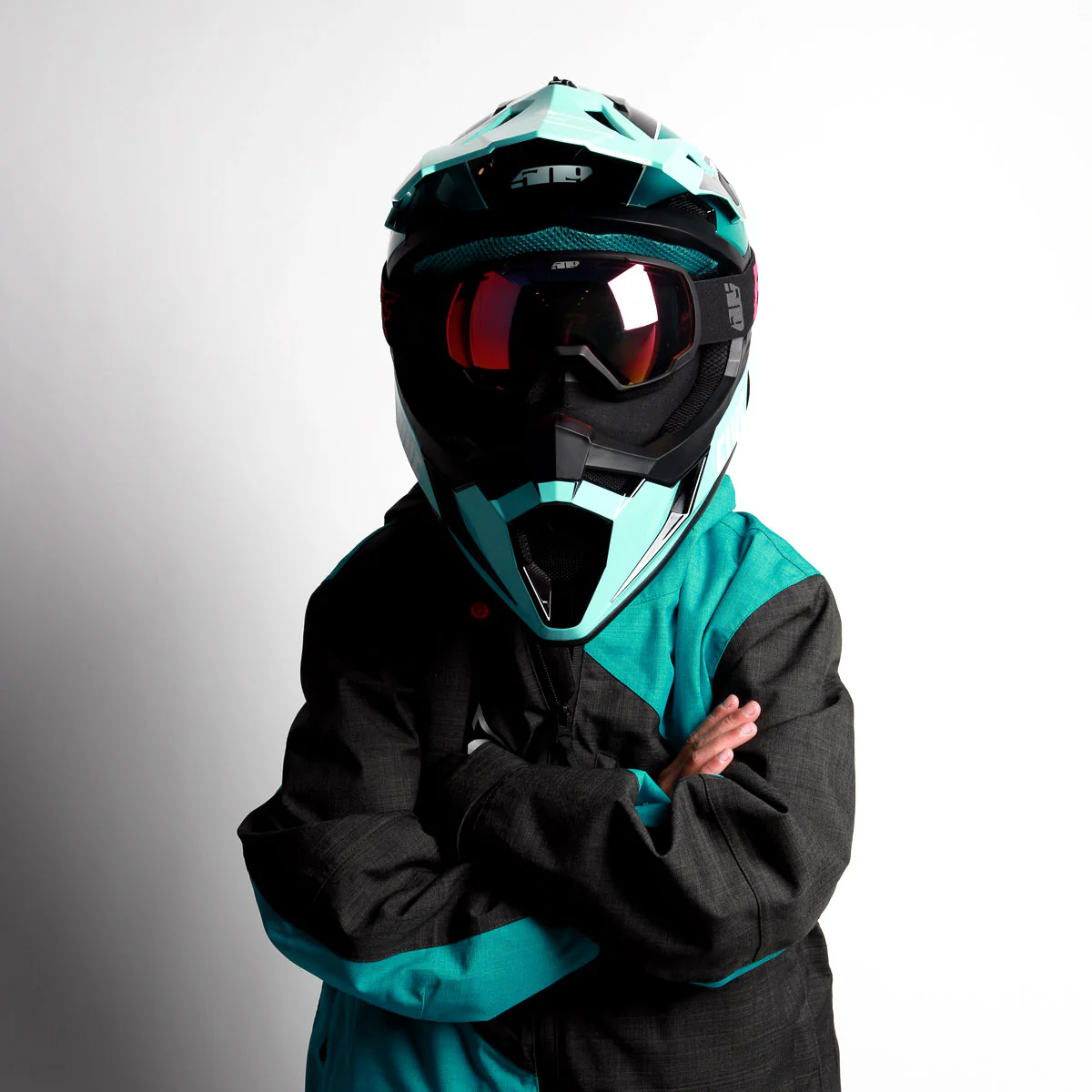 Youth Tactical 2.0 Helmet - Image 9